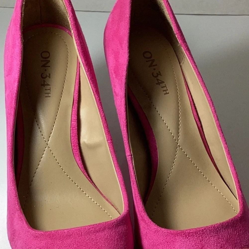 On.34th Pink and Red Women's Pump